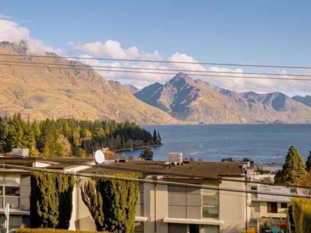 Villa Ultimate Convenience, Walk-To-Town Townhouse Distretto di Distretto di Queenstown Esterno foto