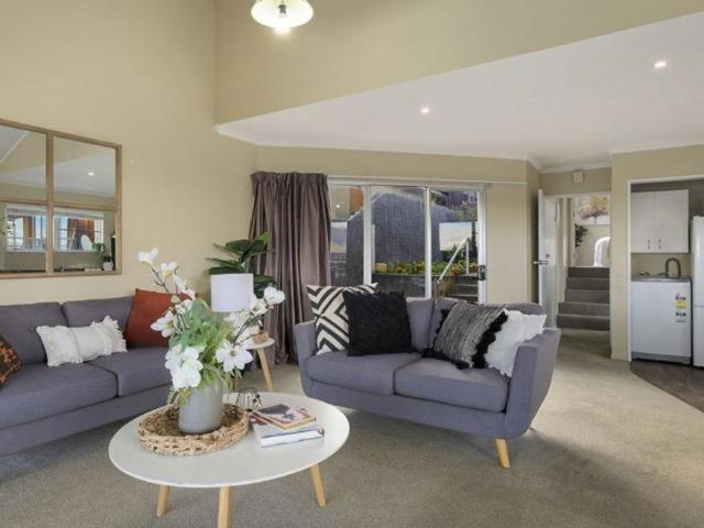 Villa Ultimate Convenience, Walk-To-Town Townhouse Distretto di Distretto di Queenstown Esterno foto